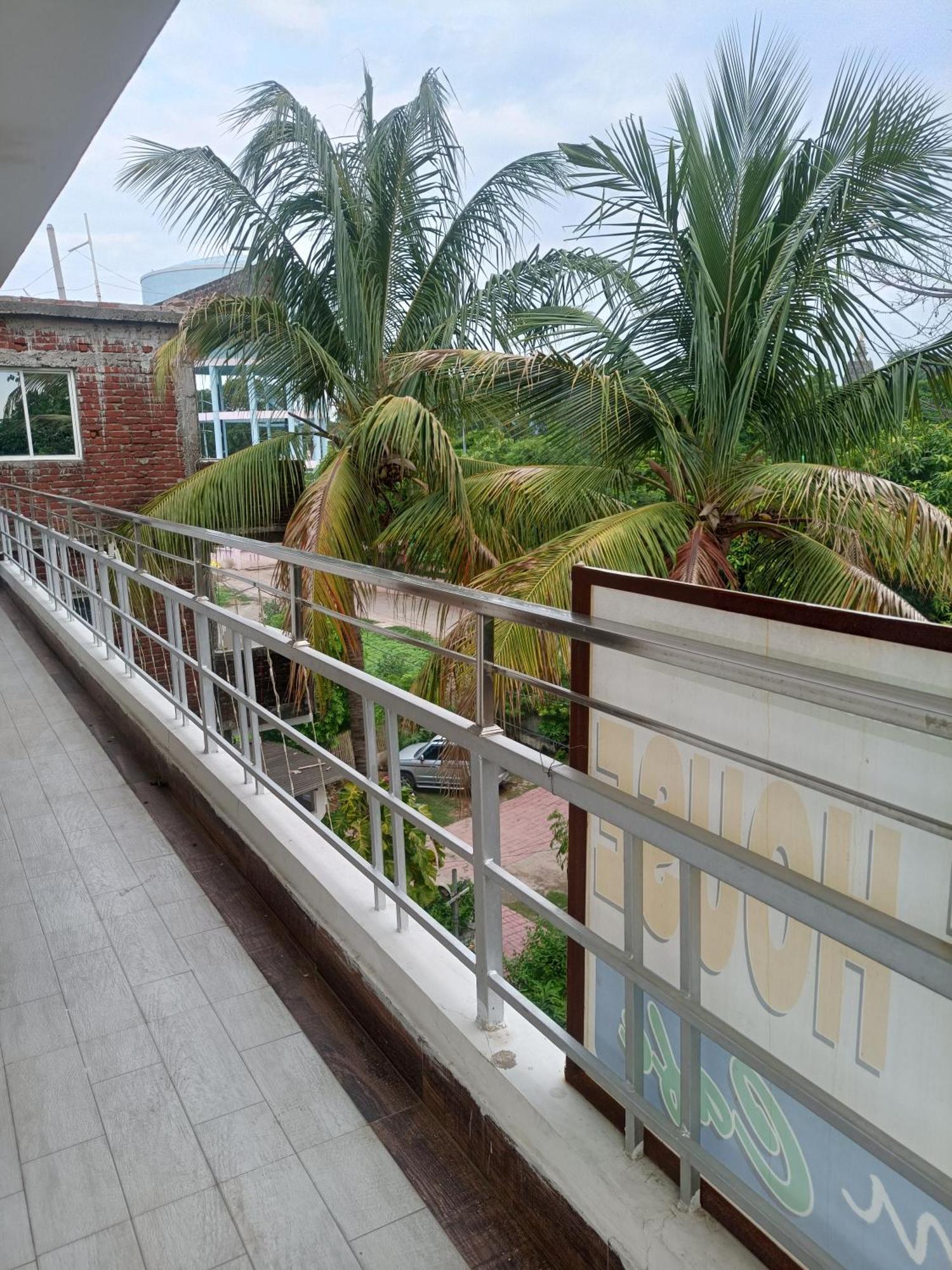 The Gupta Guest House Bodh Gaya Buitenkant foto